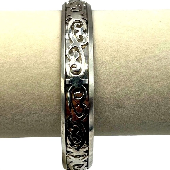 Vintage Boho Necklace & Bracelet Set With Floral Charms & Beads - Picture 6 of 7